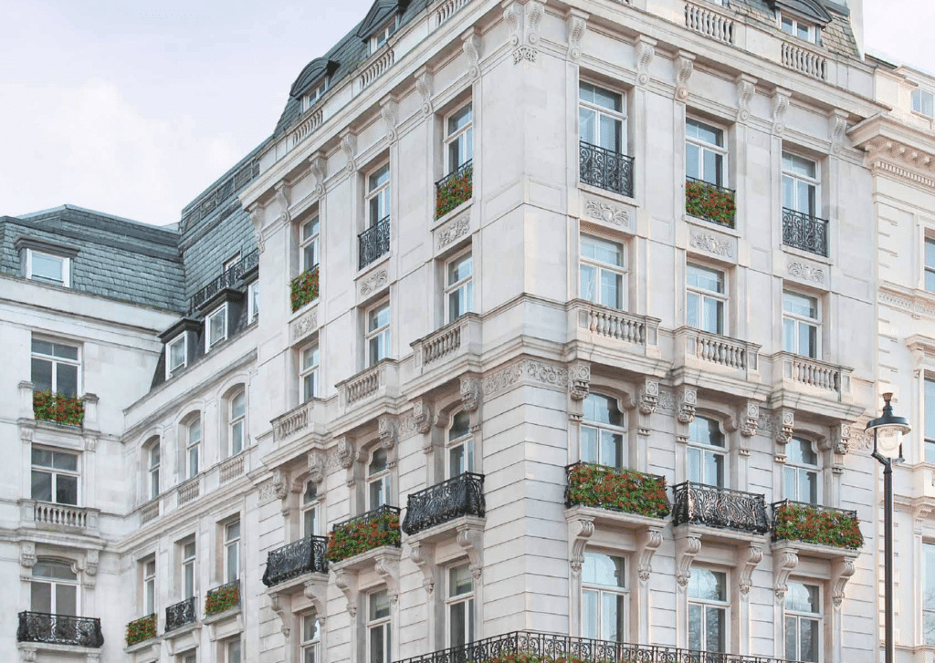One Palace Street Facade