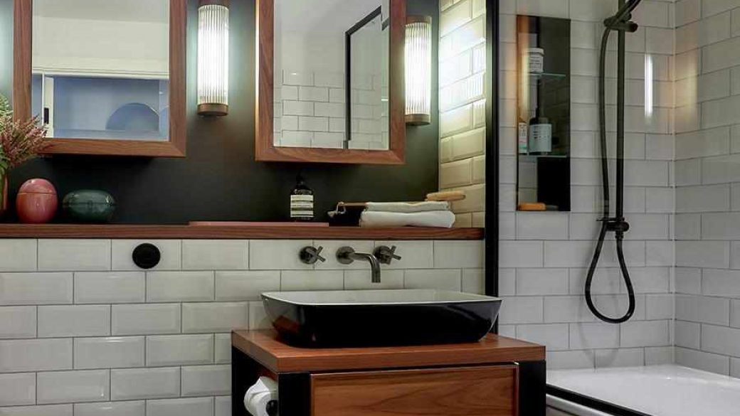 London Dock Bathroom