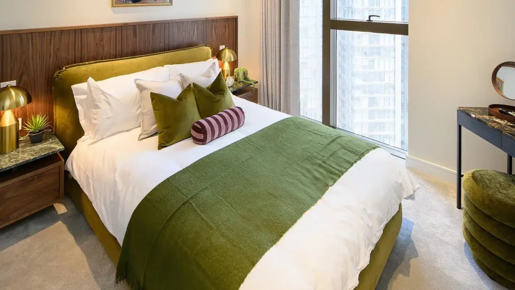 South Quay Plaza Bedroom 3